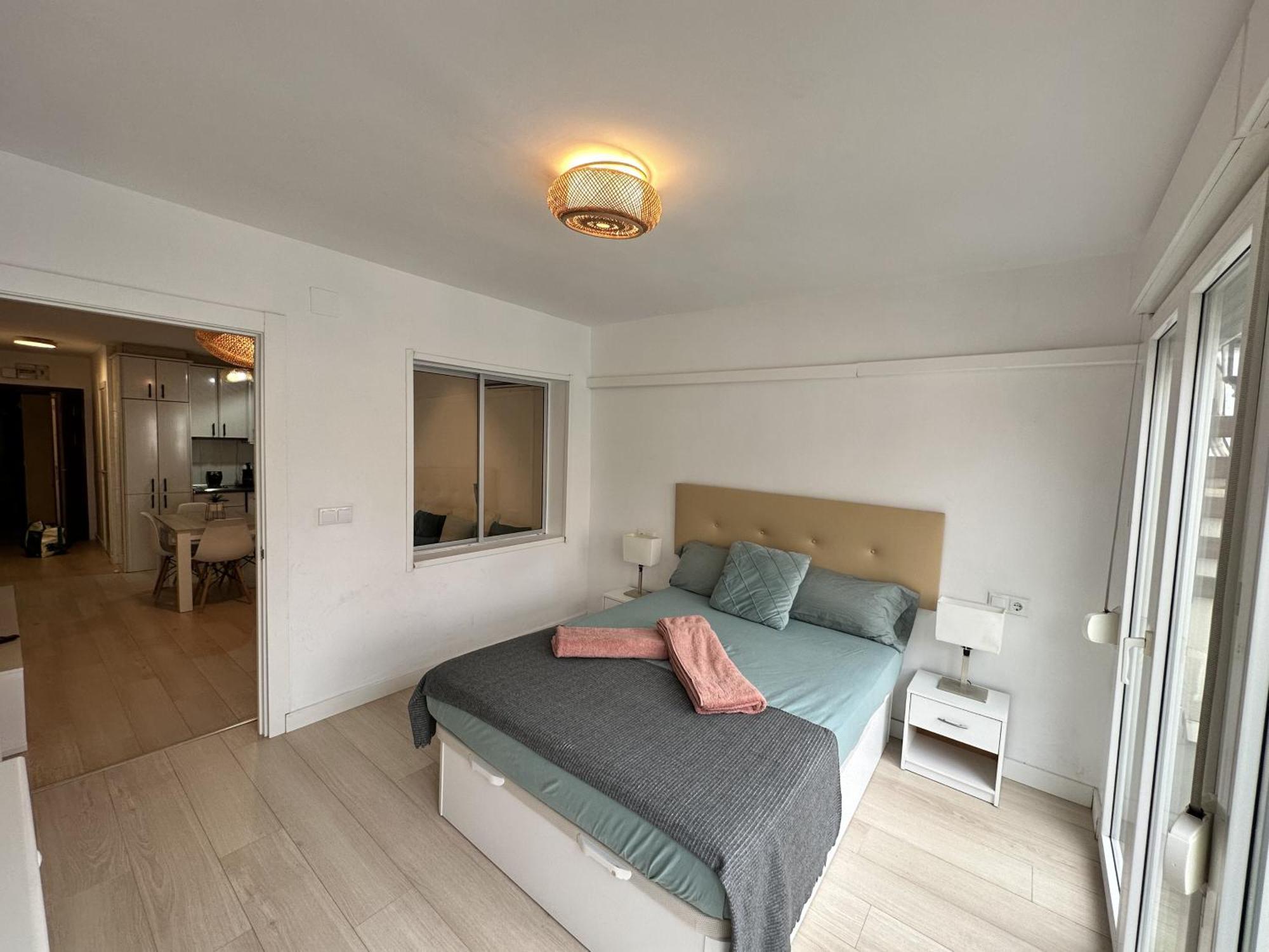 Ver1 - Terraza - 1 Dorm - Wifi - Centro A 100 Metros - Playa A 600 Metros Torremolinos Eksteriør bilde